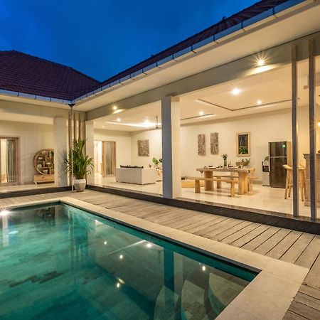 ☆ Villa Larissa ☆ Seminyak 2Br Pool Kuta Petitenget Ngoại thất bức ảnh